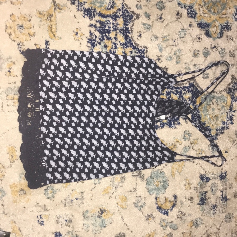 Size M spaghetti strap shirt